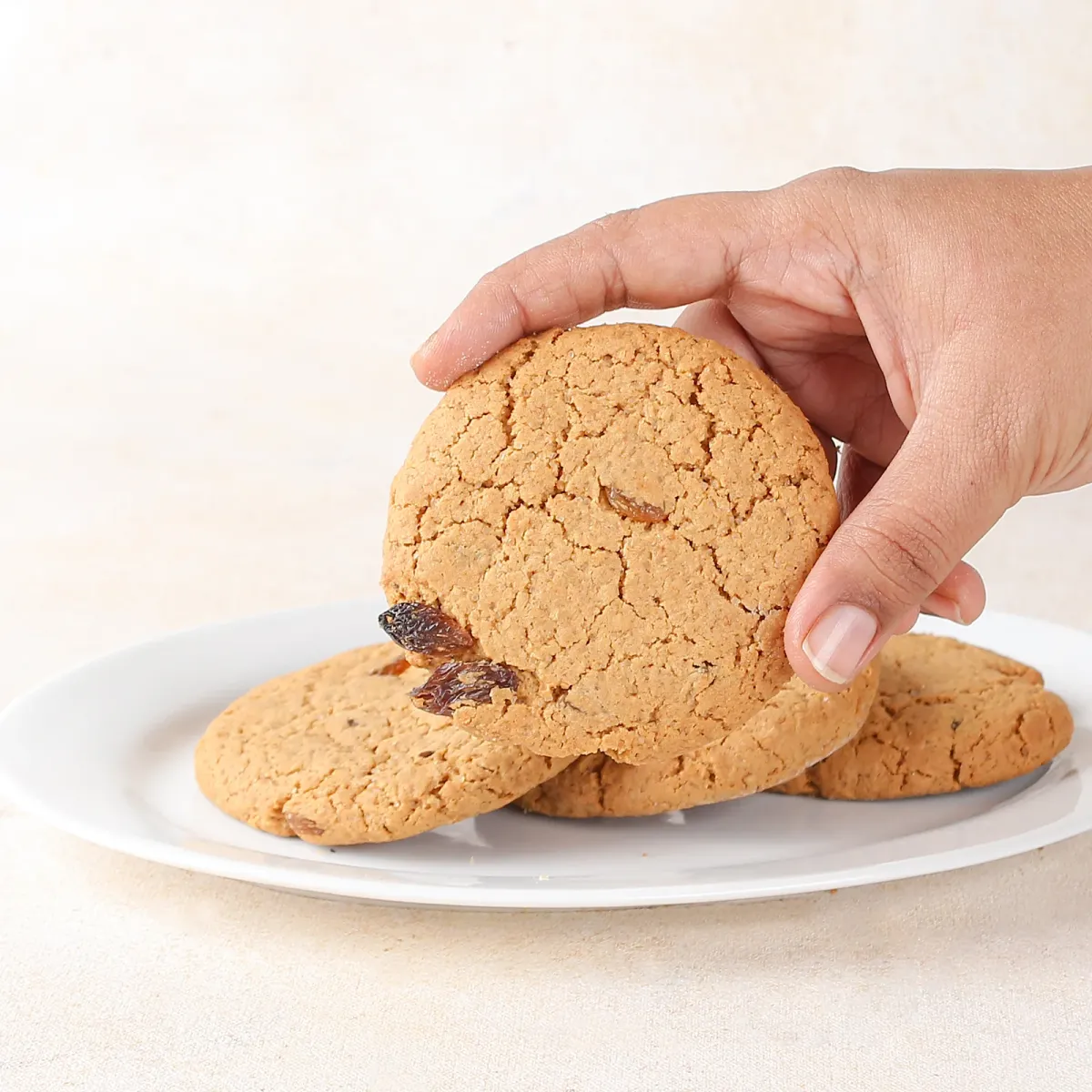 Oatmeal Raisin Cookies - Soft & Chewy Cookies