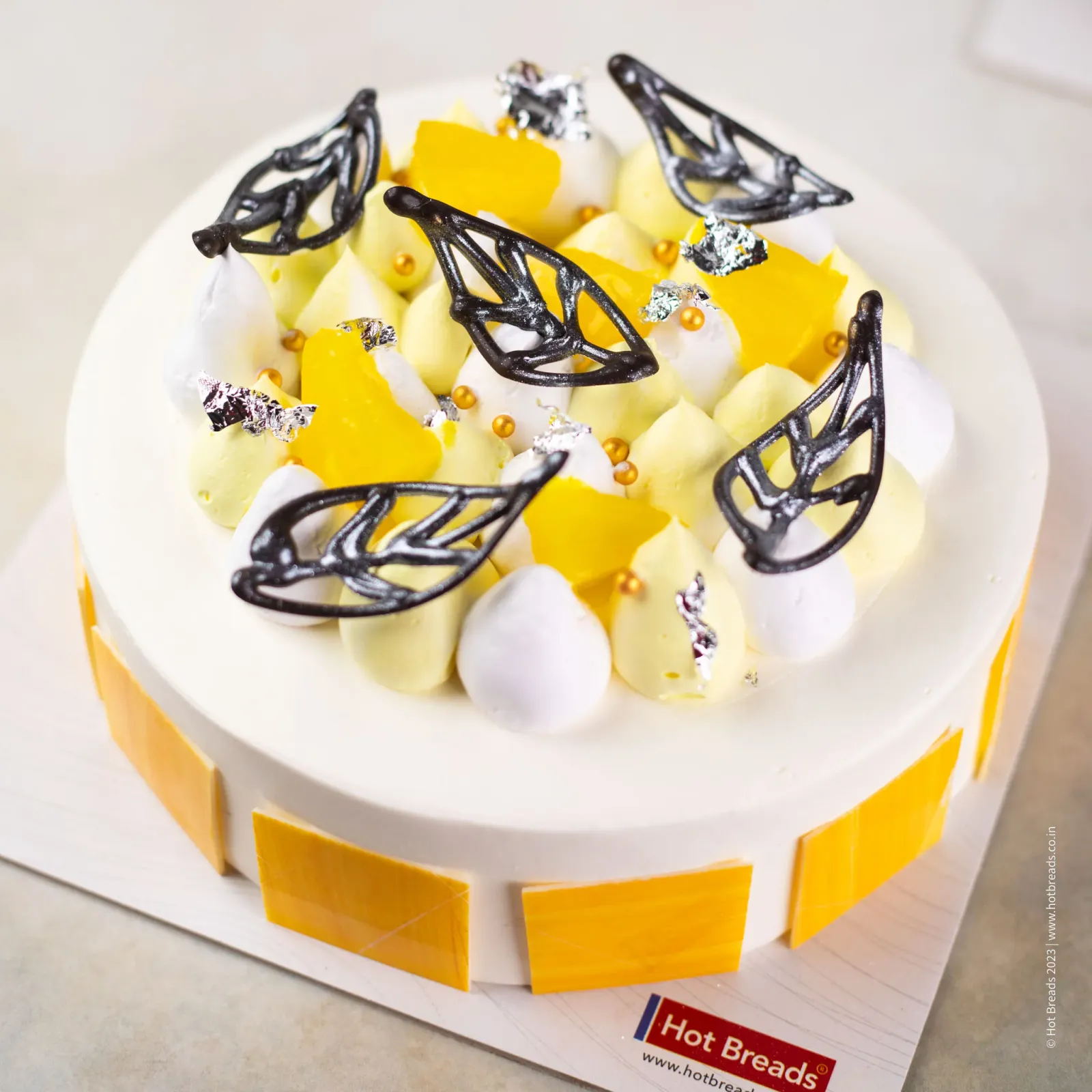 Pineapple Cream Cake
