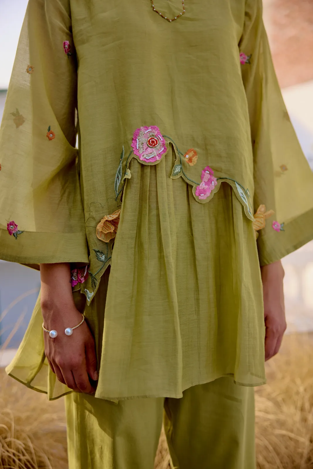 Petal Path Cord Set