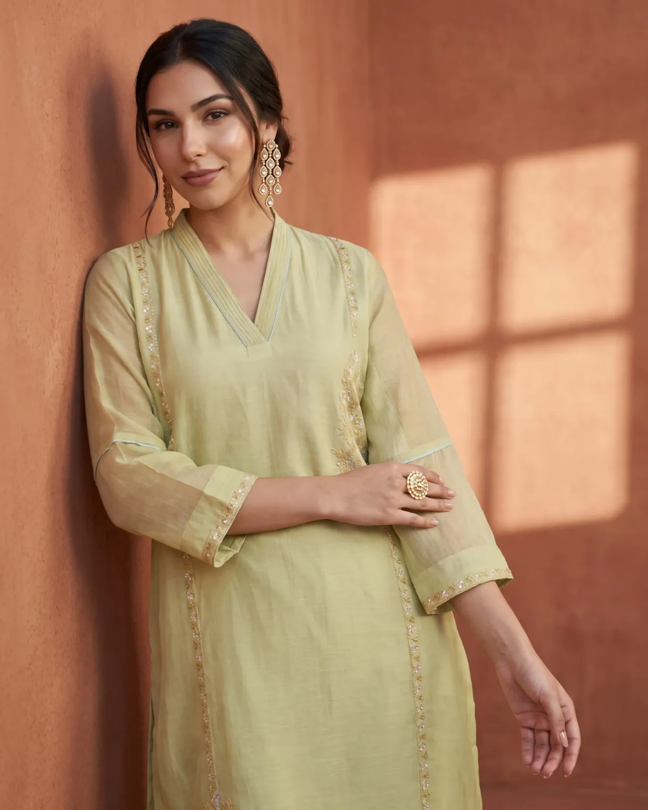 Saaj Kadhai Suit Set- Light view 2