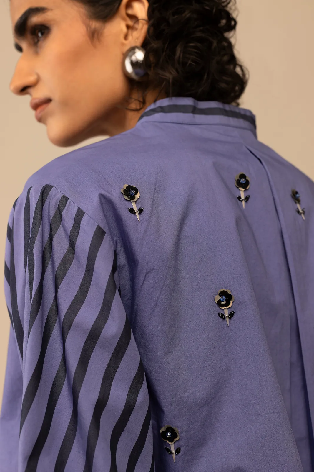 Nora - Blue view 4