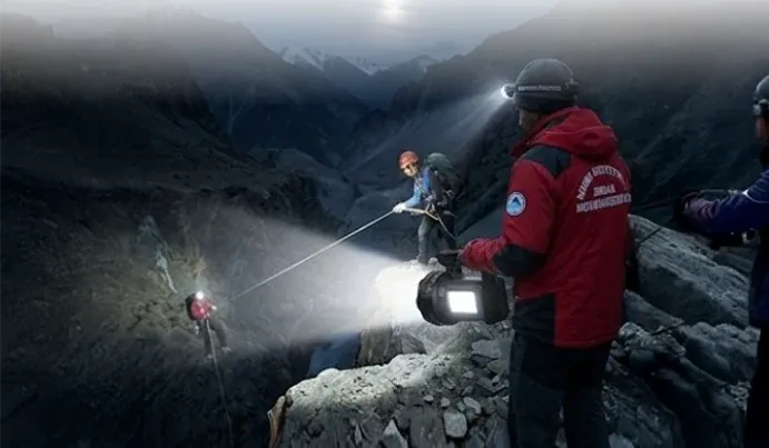Led Searchlight - FSL-M2 view 2