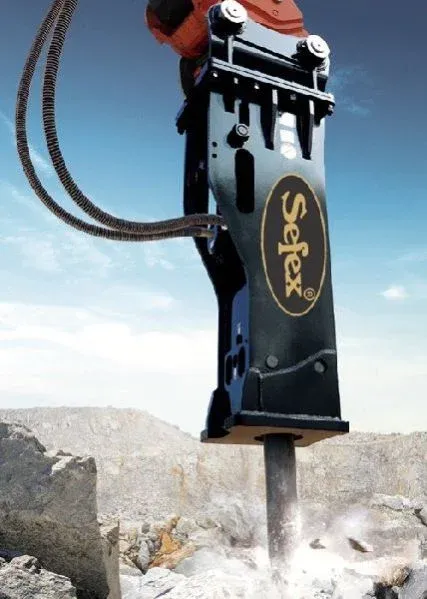 Hydraulic Breaker view 2