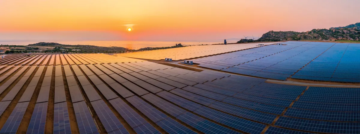 Advanced energy storage