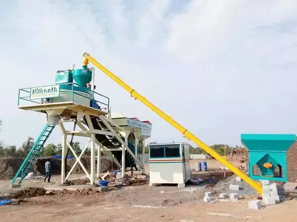 Compact concrete Batching Plant