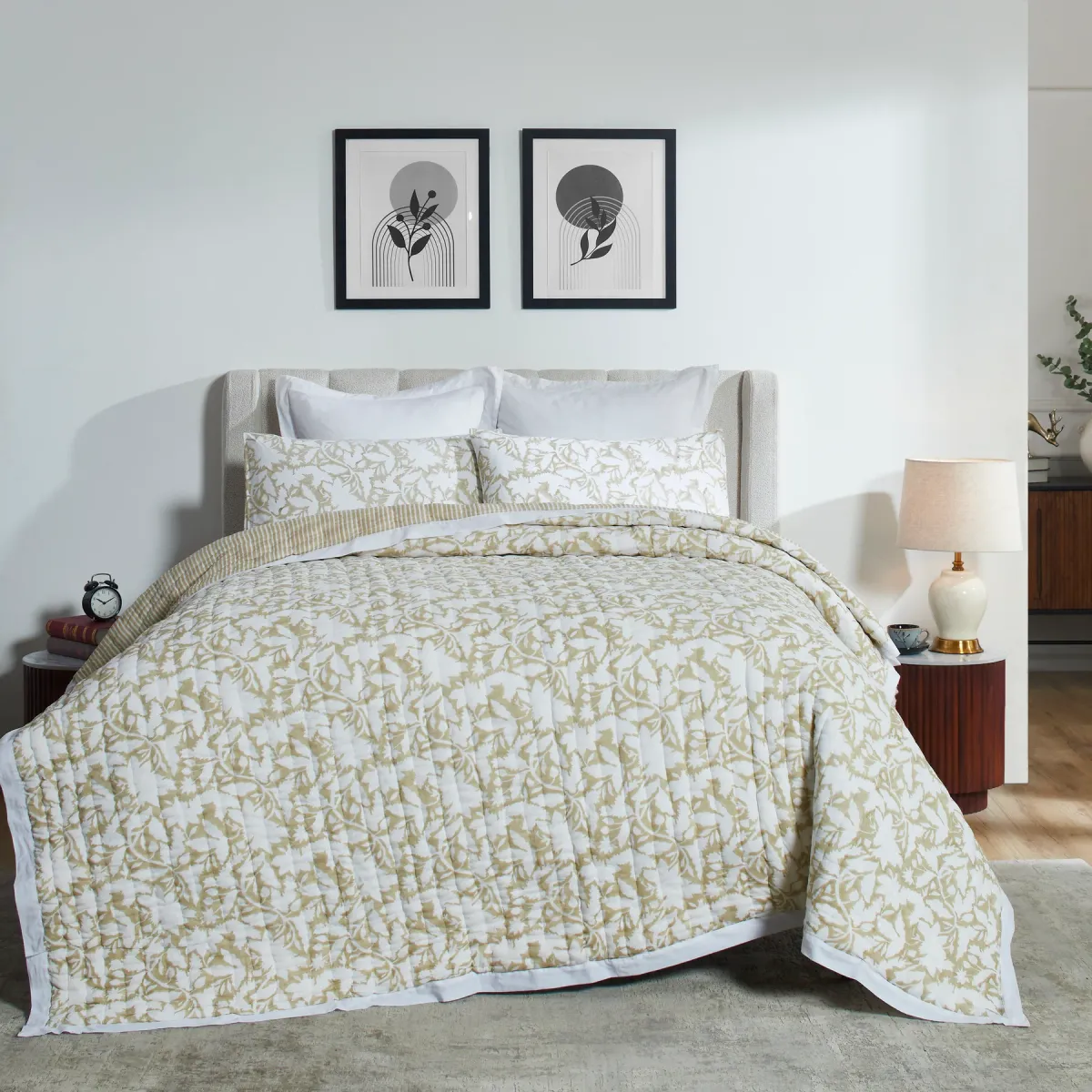 Sunwashed Bloom Cotton Quilt – Beige