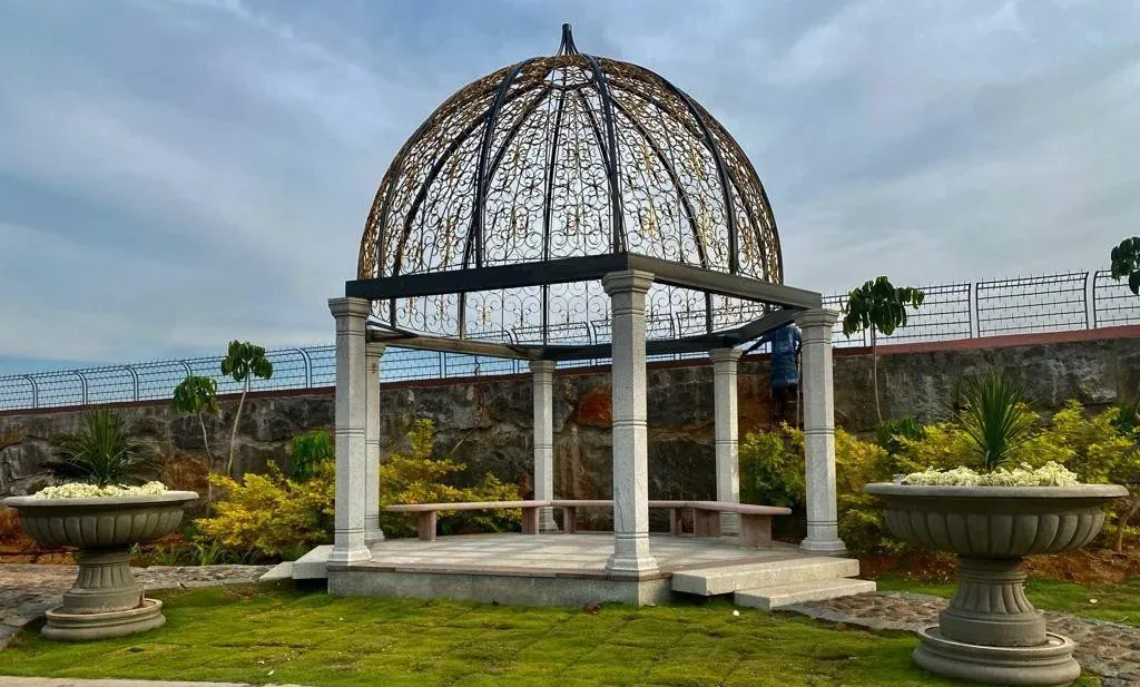 Crown Habitat