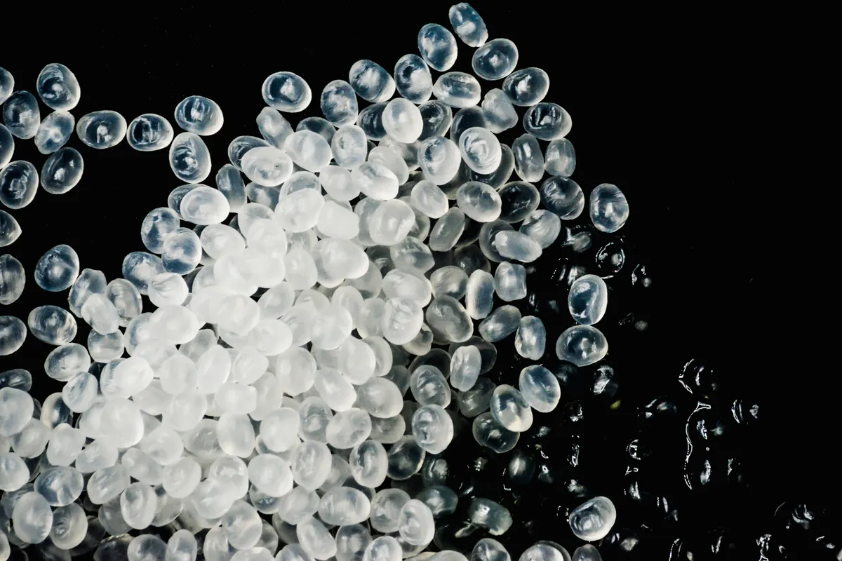 LD (Low-Density Polyethylene Granules)